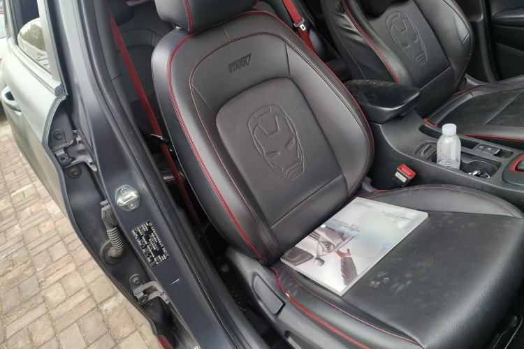 Used Hyundai ENCINO 2019 1.6T Iron Man Edition Right Front Seat