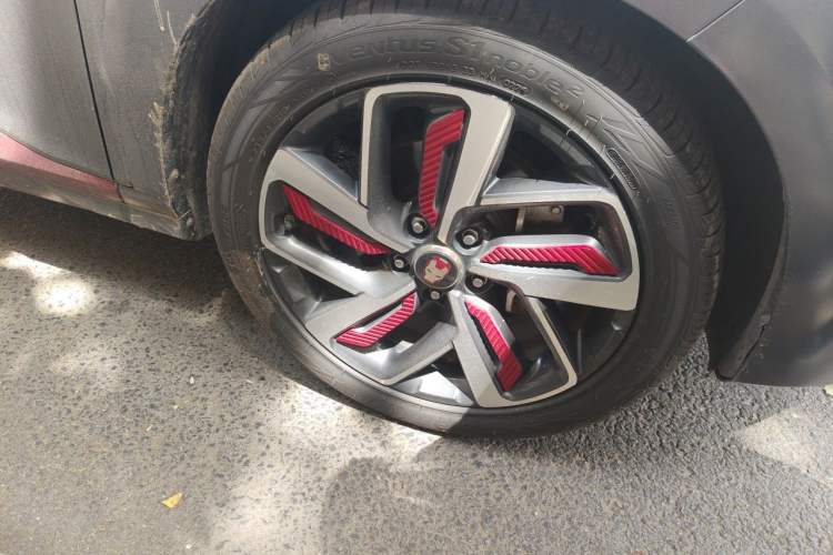 Used Hyundai ENCINO 2019 1.6T Iron Man Edition Right Front Wheel Hub