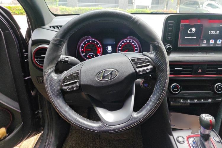 Used Hyundai ENCINO 2019 1.6T Iron Man Edition Steering Wheel
