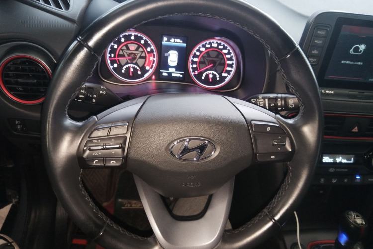 Used Hyundai ENCINO 2019 1.6T Iron Man Edition Steering Wheel