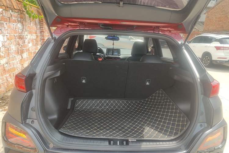 Used Hyundai ENCINO 2019 1.6T Iron Man Edition Trunk