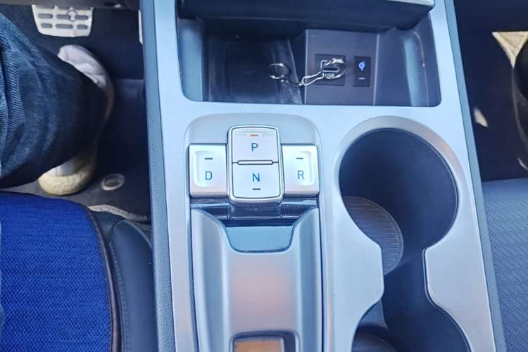 Used Hyundai ENCINO Electric 2020 GLS ZhiJie Edition Gear Lever
