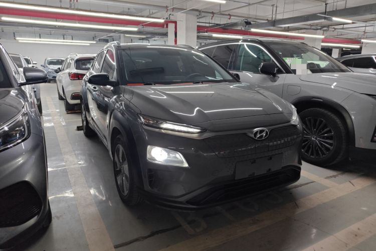 Used Hyundai ENCINO Electric 2020 GLS ZhiJie Edition Front Right 45 Deg