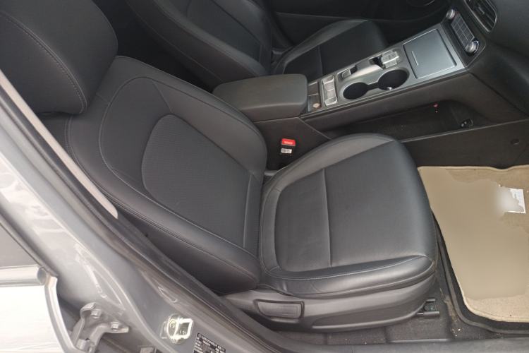 Used Hyundai ENCINO Electric 2020 TOP Enjoyment Edition Right Front Seat