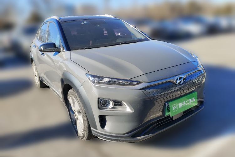 Used Hyundai ENCINO Electric 2020 TOP Enjoyment Edition Front Right 45 Deg