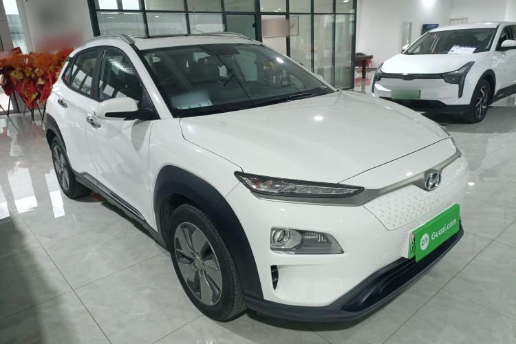 Used Hyundai ENCINO Electric 2020 GLS ZhiJie Edition Front Right 45 Deg