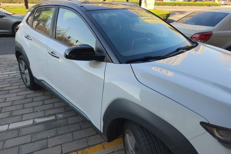 Used Hyundai ENCINO Electric 2020 GLS ZhiJie Edition Front Right 45 Deg