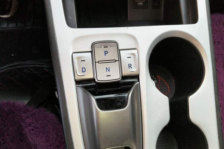 Used Hyundai ENCINO Electric 2020 GLS ZhiJie Edition Gear Lever
