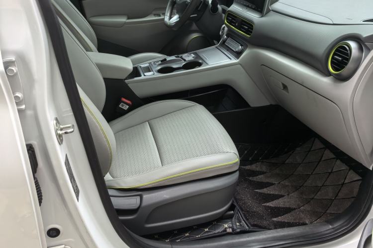 Used Hyundai ENCINO Electric 2020 TOP Enjoyment Edition Interior 1