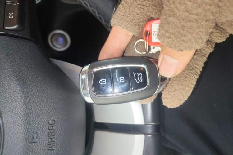 Used Hyundai ENCINO Electric 2020 GLS ZhiJie Edition Interior 1