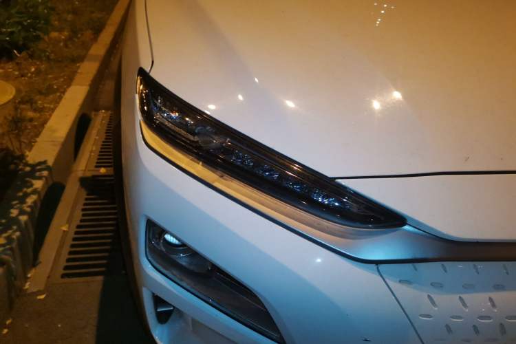 Used Hyundai ENCINO Electric 2020 GLS ZhiJie Edition Right Front Headlight