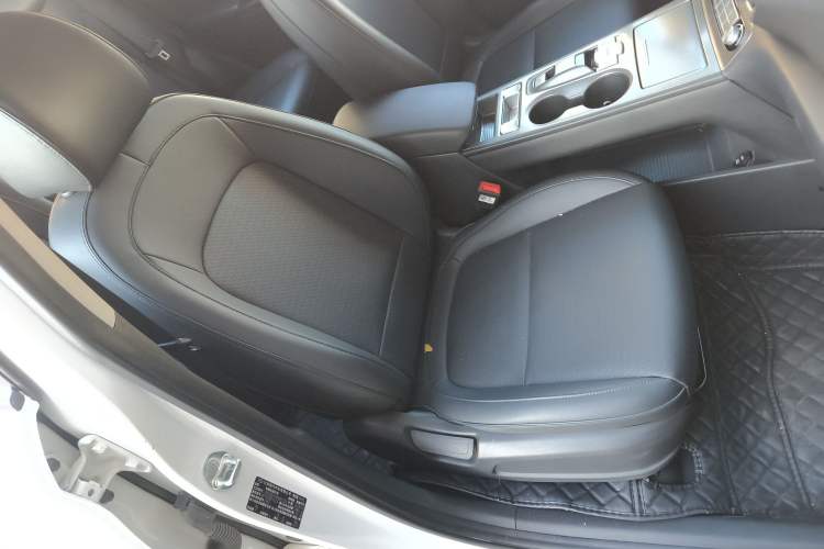 Used Hyundai ENCINO Electric 2020 GLS ZhiJie Edition Right Front Seat
