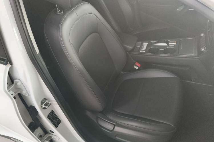Used Hyundai ENCINO Electric 2020 TOP Enjoyment Edition Right Front Seat