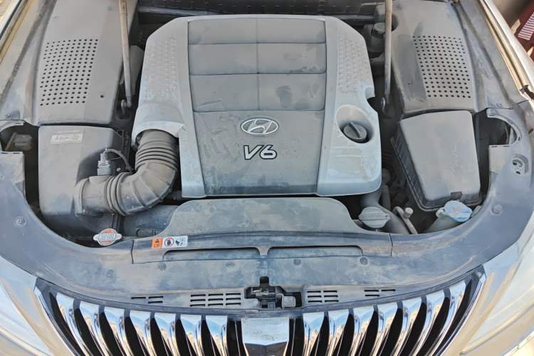 Used Hyundai Equus 2009 3.8 Luxury Edition Engine Bay