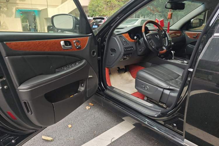 Used Hyundai Equus 2012 3.8 GDi Extended Flagship Edition Interior 3