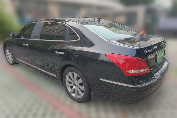 Used Hyundai Equus 2012 5.0 GDi Extended Luxury Edition Rear Left 45 Deg