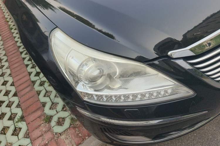 Used Hyundai Equus 2012 5.0 GDi Extended Luxury Edition Right Front Headlight