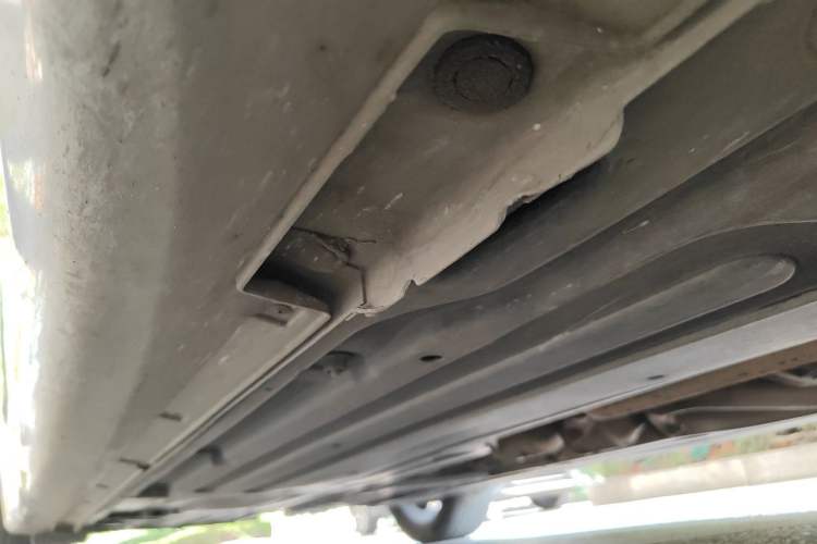 Used Hyundai Genesis 2008 BH330 Comfort Edition Chassis Front Right