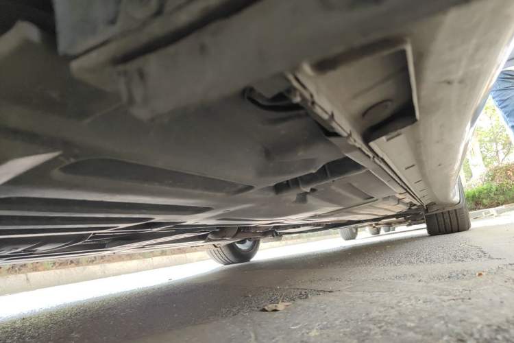 Used Hyundai Genesis 2008 BH330 Comfort Edition Chassis Rear Right