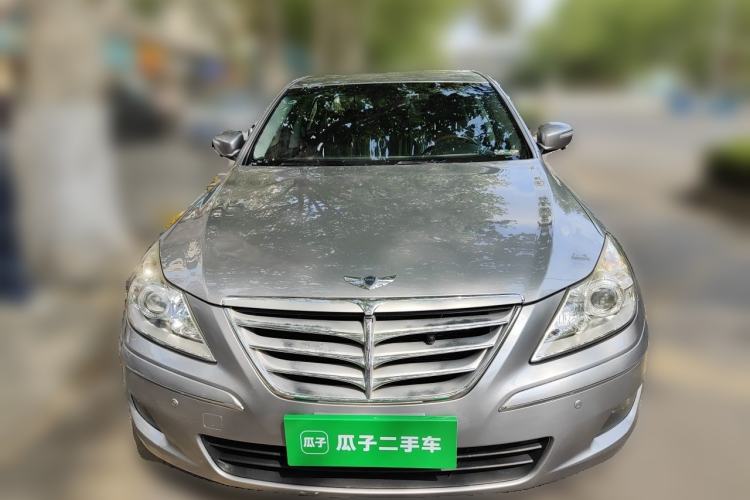 Used Hyundai Genesis 2008 BH330 Comfort Edition Front