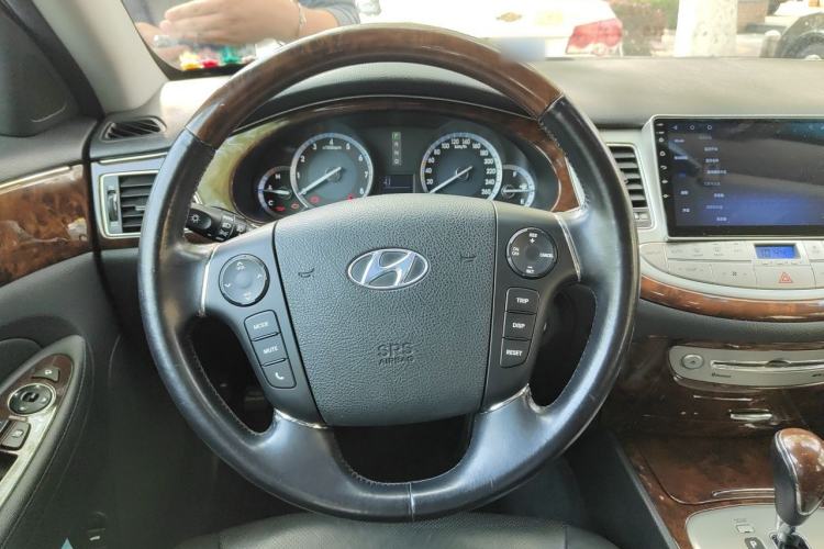 Used Hyundai Genesis 2008 BH330 Comfort Edition Steering Wheel