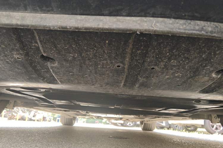 Used Hyundai Genesis 2012 3.3L GDI Prestige Edition Chassis Front