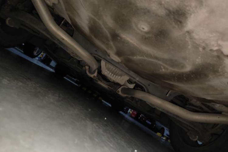Used Hyundai Genesis 2012 3.0L GDI Luxury Edition Chassis Rear