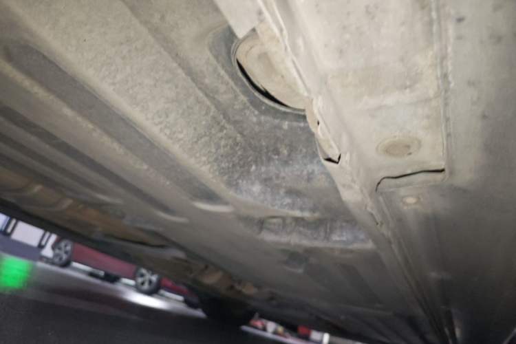 Used Hyundai Genesis 2012 3.0L GDI Luxury Edition Chassis Rear Right