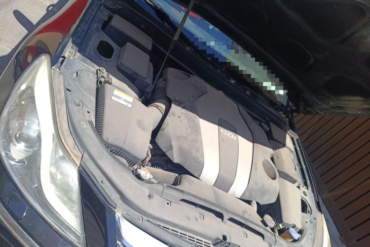 Used Hyundai Genesis 2012 3.0L GDI Luxury Edition Engine Bay Right