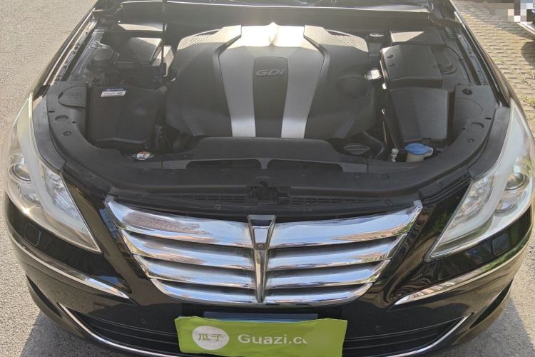 Used Hyundai Genesis 2012 3.3L GDI Prestige Edition Engine Bay