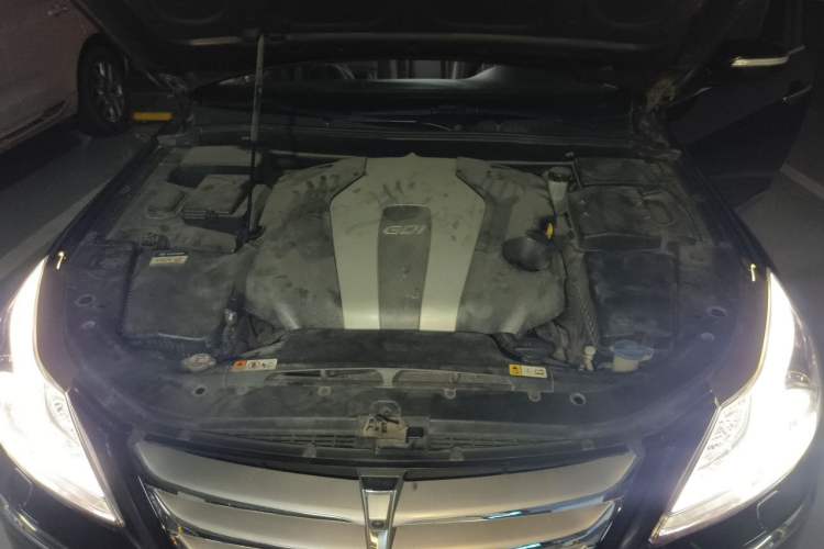 Used Hyundai Genesis 2012 3.0L GDI Luxury Edition Engine Bay