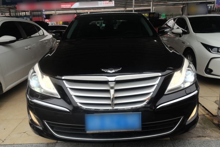 Used Hyundai Genesis 2012 3.0L GDI Luxury Edition Front