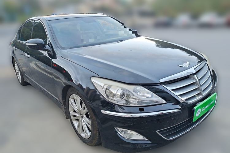 Used Hyundai Genesis 2012 3.0L GDI Luxury Edition Front Right 45 Deg