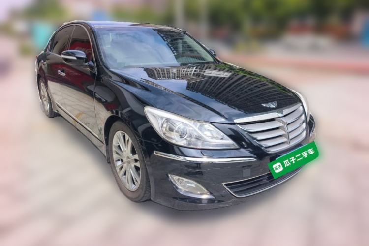 Used Hyundai Genesis 2012 3.0L GDI Luxury Edition Front Right 45 Deg
