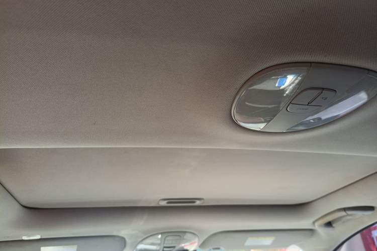 Used Hyundai Genesis 2012 3.0L GDI Luxury Edition Headliner
