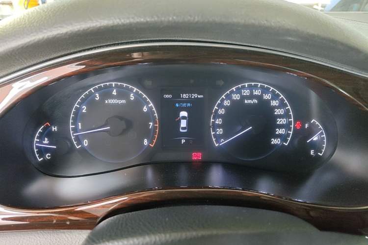 Used Hyundai Genesis 2012 3.0L GDI Luxury Edition Instrument Cluster
