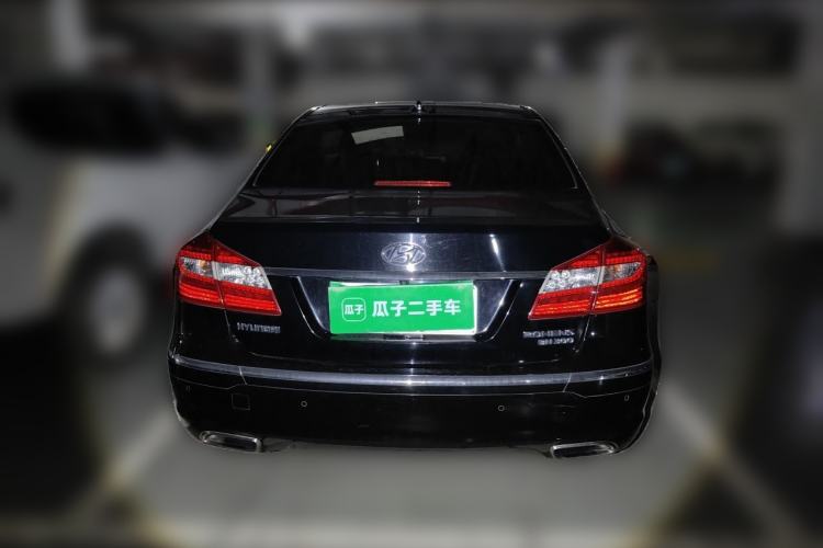 Used Hyundai Genesis 2012 3.0L GDI Luxury Edition Rear