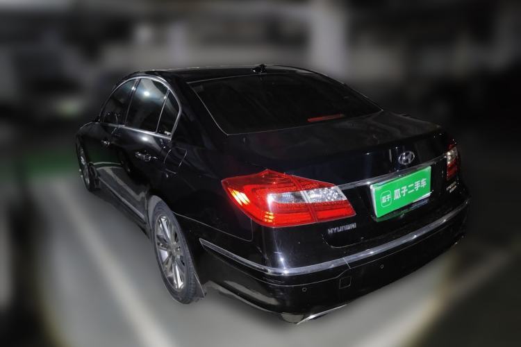 Used Hyundai Genesis 2012 3.0L GDI Luxury Edition Rear Left 45 Deg