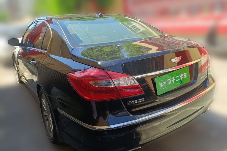 Used Hyundai Genesis 2012 3.0L GDI Luxury Edition Rear Left 45 Deg