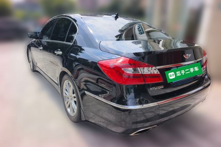 Used Hyundai Genesis 2012 3.0L GDI Luxury Edition Rear Left 45 Deg
