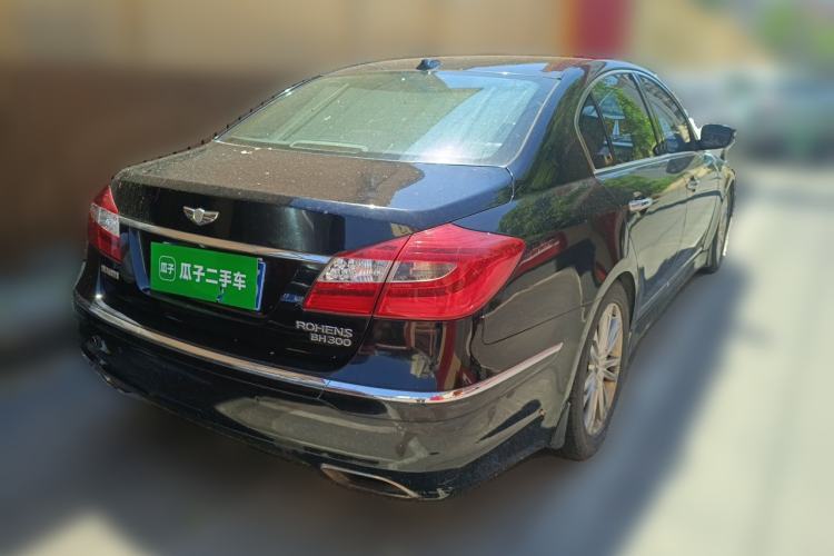 Used Hyundai Genesis 2012 3.0L GDI Luxury Edition Rear Right 45 Deg