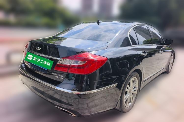 Used Hyundai Genesis 2012 3.0L GDI Luxury Edition Rear Right 45 Deg