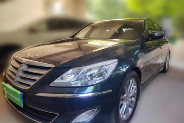 Ojetý Hyundai Genesis 2012 3.0L GDI Luxury Edition