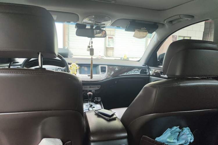 Used Hyundai Genesis 2012 3.0L GDI Luxury Edition Headliner