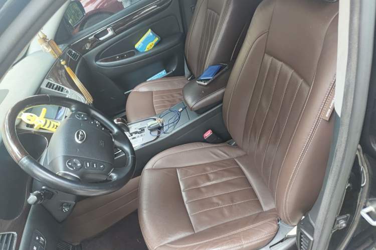 Used Hyundai Genesis 2012 3.0L GDI Luxury Edition Left Front Seat