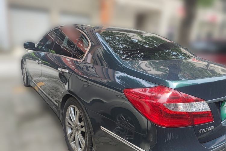 Used Hyundai Genesis 2012 3.0L GDI Luxury Edition Rear Left 45 Deg