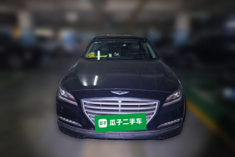 Used Hyundai Genesis 2015 3.0 GDi Two-Wheel-Drive Elite Edition Front