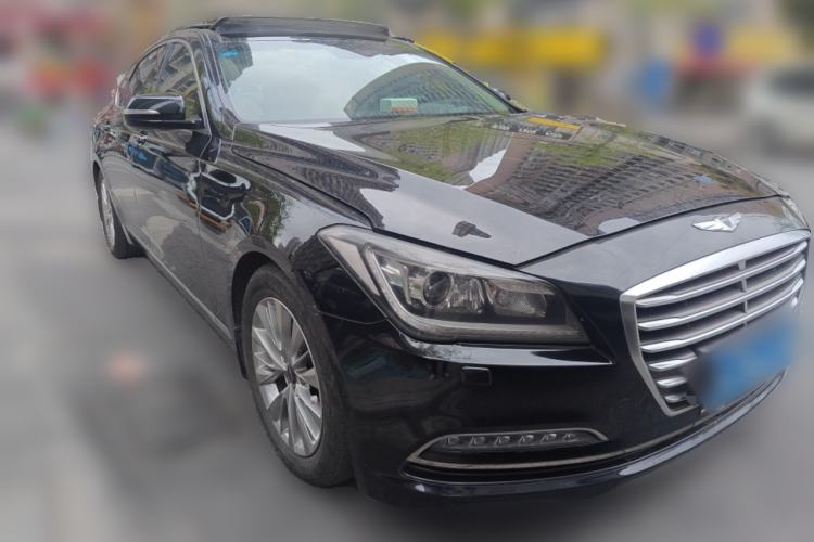 Used Hyundai Genesis 2015 3.0 GDi Two-Wheel-Drive Elite Edition Front Right 45 Deg