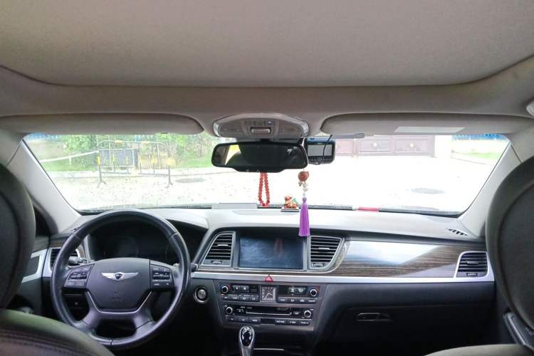 Used Hyundai Genesis 2015 3.0GDi Four-Wheel Drive Luxury Edition Headliner