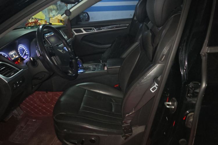 Used Hyundai Genesis 2015 3.0 GDi Two-Wheel-Drive Elite Edition Left Front Seat